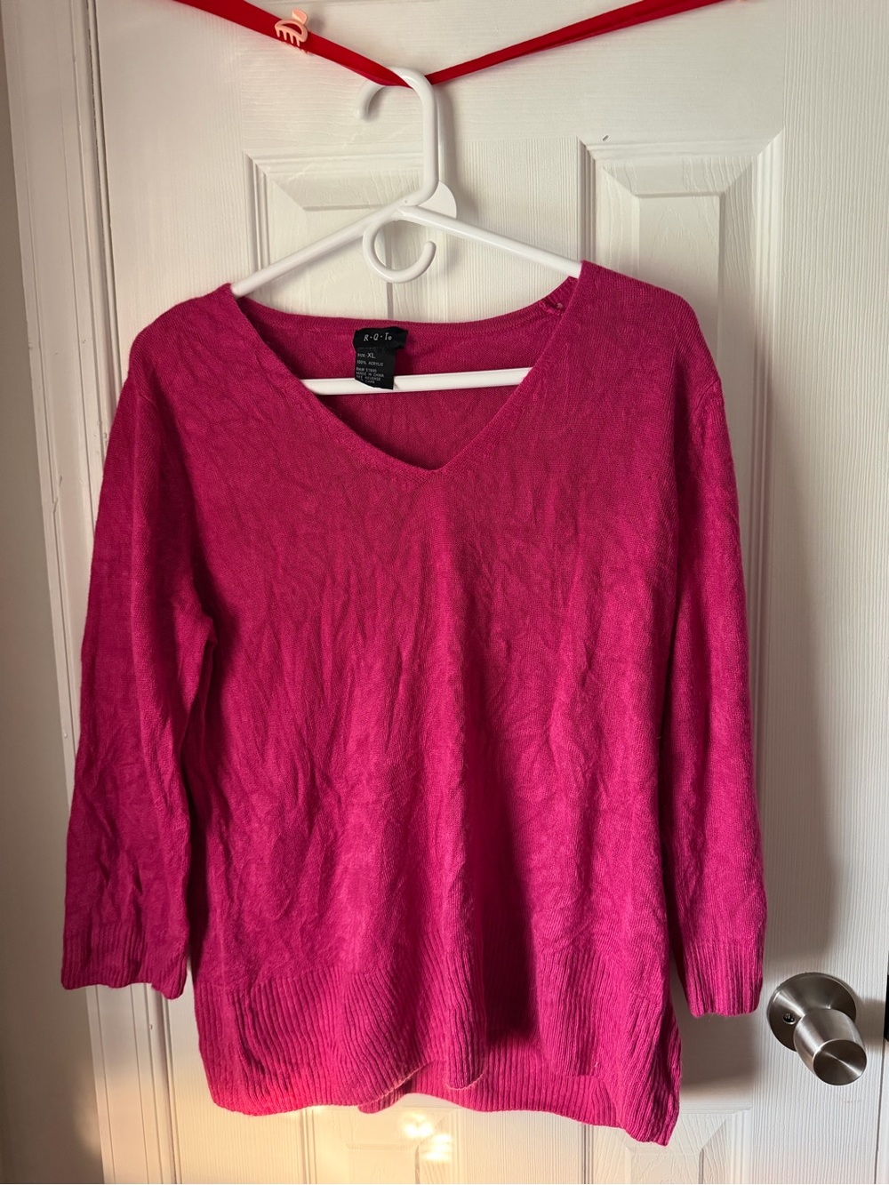 R·Q·T V-Neck Sweater in Bright Fuchsia